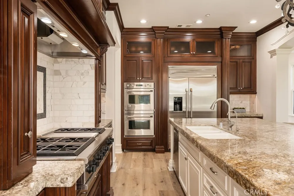 4215 Hidden Oaks Yorba Linda, CA 92886