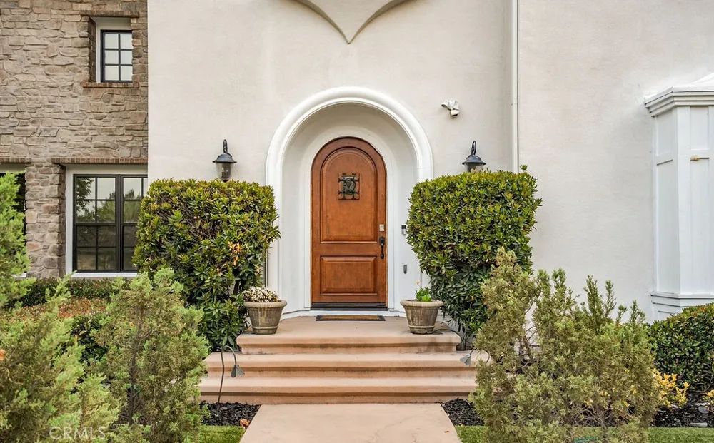 4215 Hidden Oaks Yorba Linda, CA 92886
