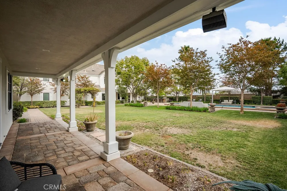 4215 Hidden Oaks Yorba Linda, CA 92886