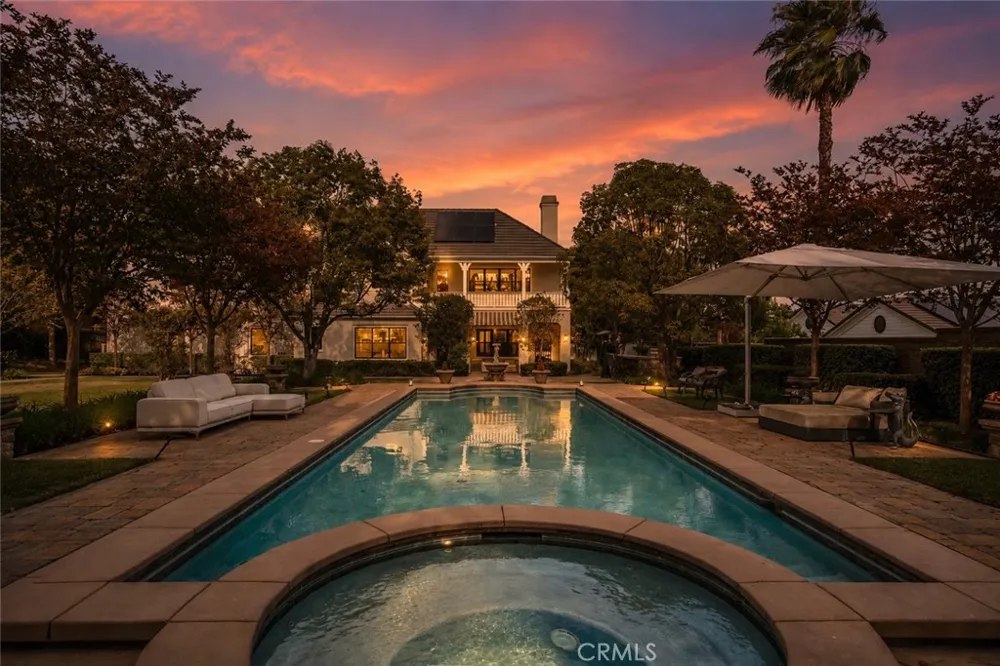 4215 Hidden Oaks Yorba Linda, CA 92886