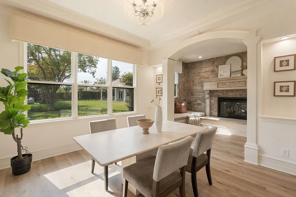 4215 Hidden Oaks Yorba Linda, CA 92886