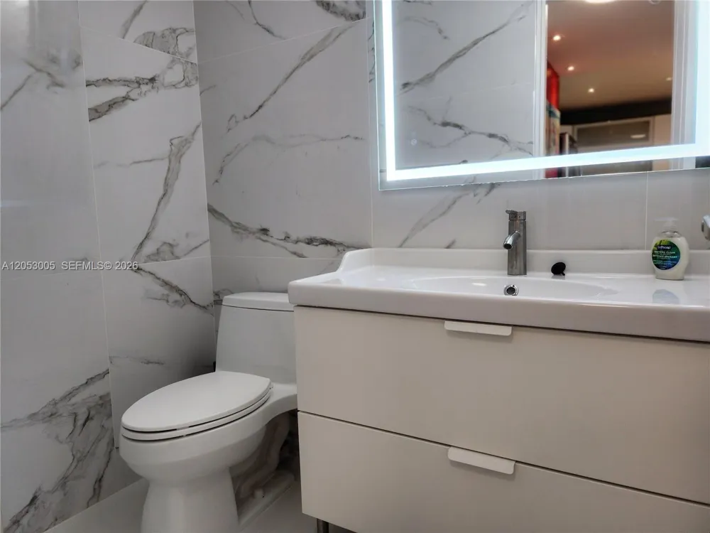 3505 S Ocean Dr #1011 Hollywood, FL 33019
