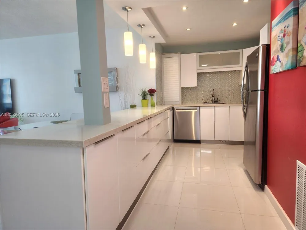 3505 S Ocean Dr #1011 Hollywood, FL 33019