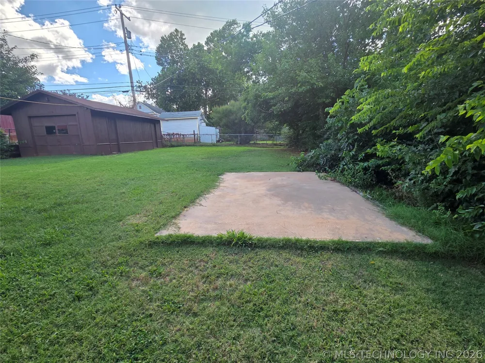 1102 Park Shawnee, OK 74801