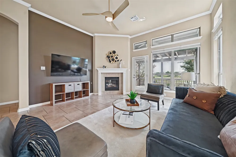 1915 Kempwood Loop Round Rock, TX 78665