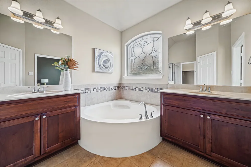 1915 Kempwood Loop Round Rock, TX 78665