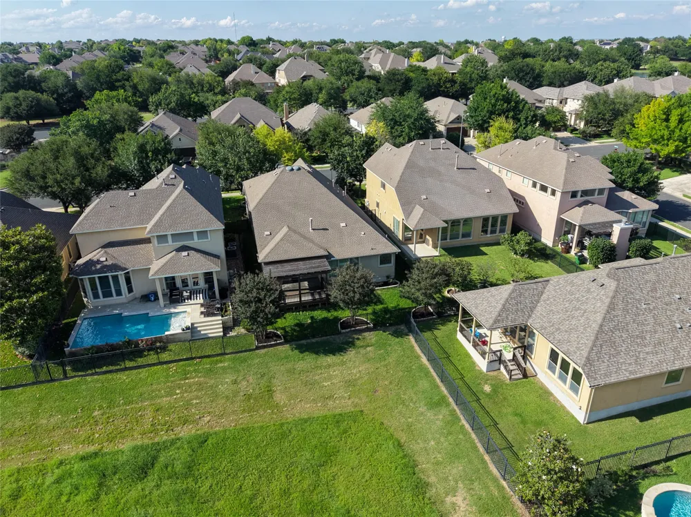 1915 Kempwood Loop Round Rock, TX 78665