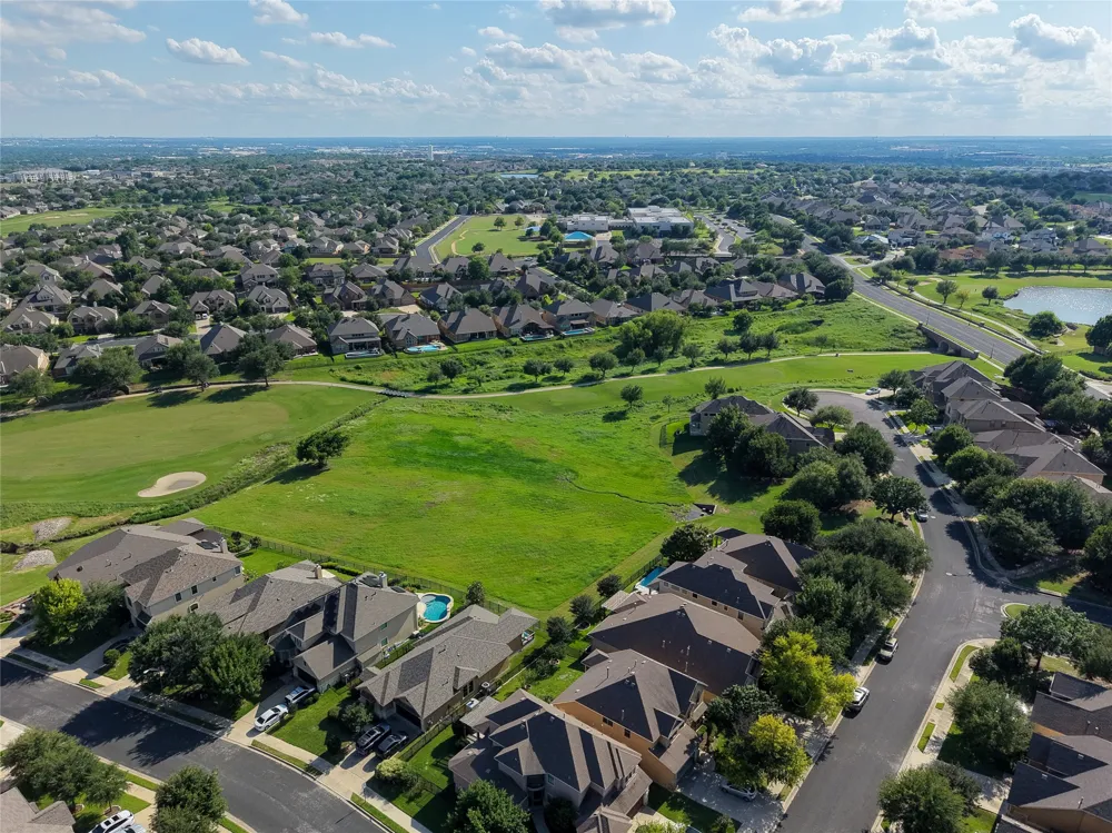 1915 Kempwood Loop Round Rock, TX 78665