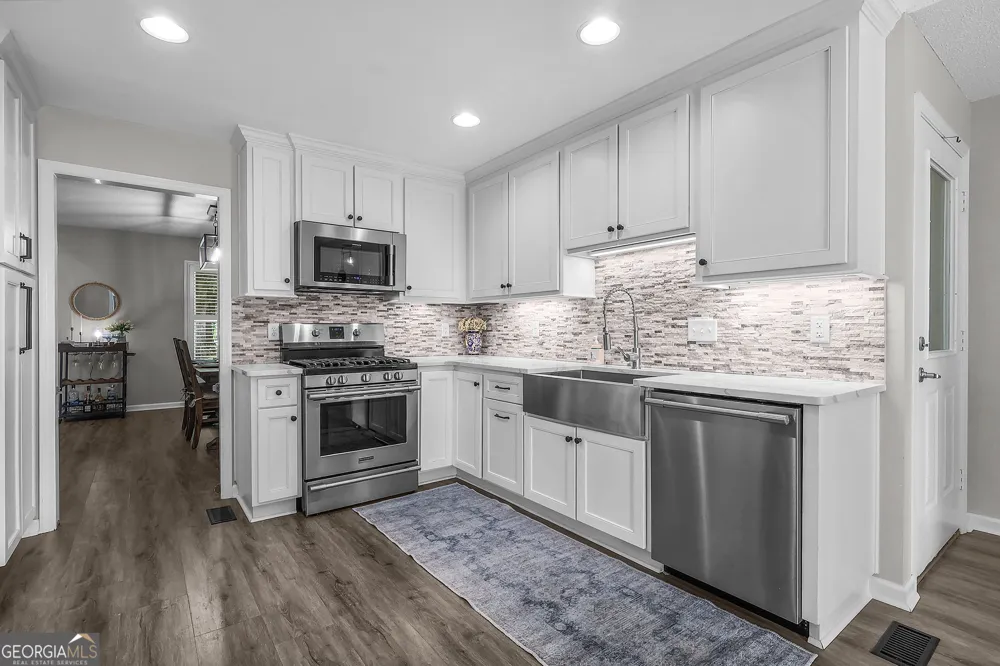 1154 River DR SW Darien, GA 31305