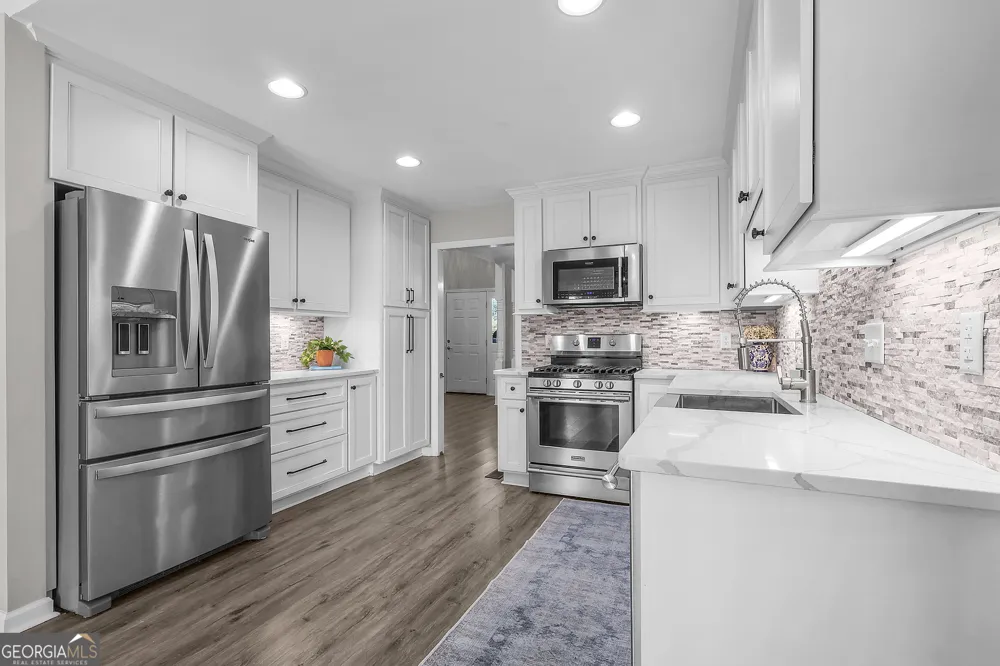 1154 River DR SW Darien, GA 31305