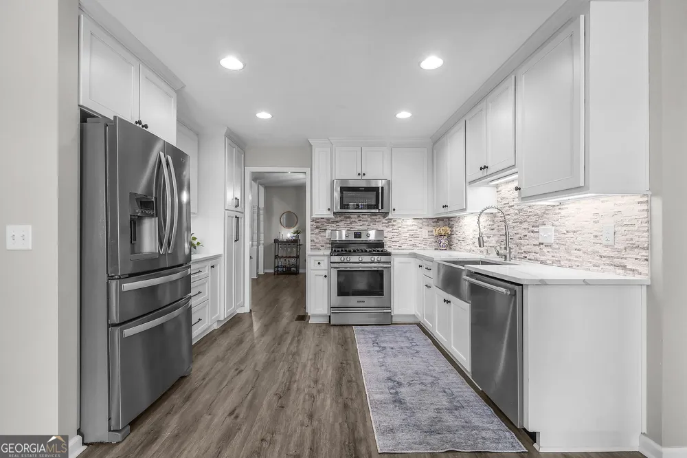1154 River DR SW Darien, GA 31305