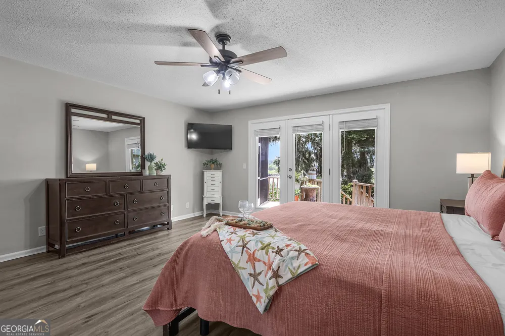 1154 River DR SW Darien, GA 31305