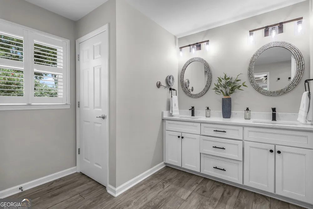 1154 River DR SW Darien, GA 31305