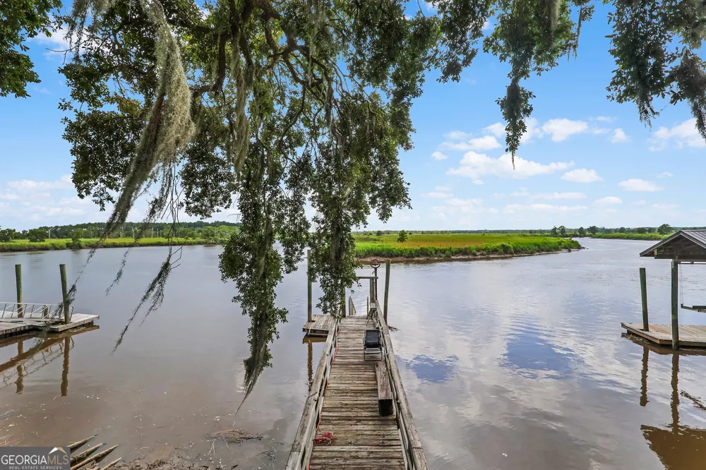 1154 River DR SW Darien, GA 31305
