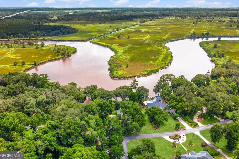 1154 River DR SW Darien, GA 31305
