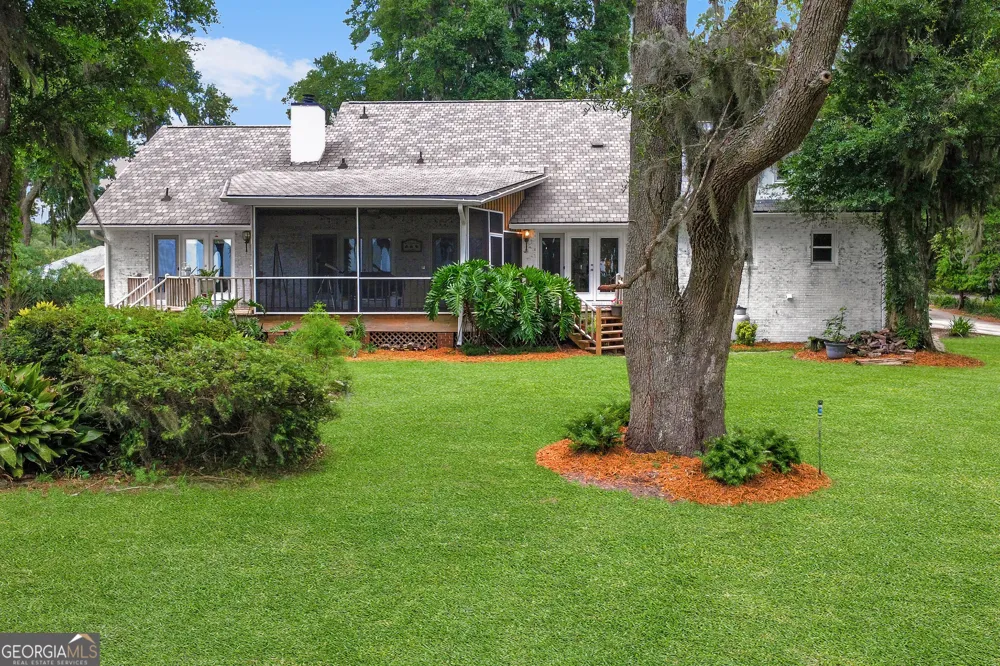 1154 River DR SW Darien, GA 31305