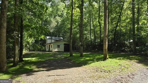 1536 Creek RD