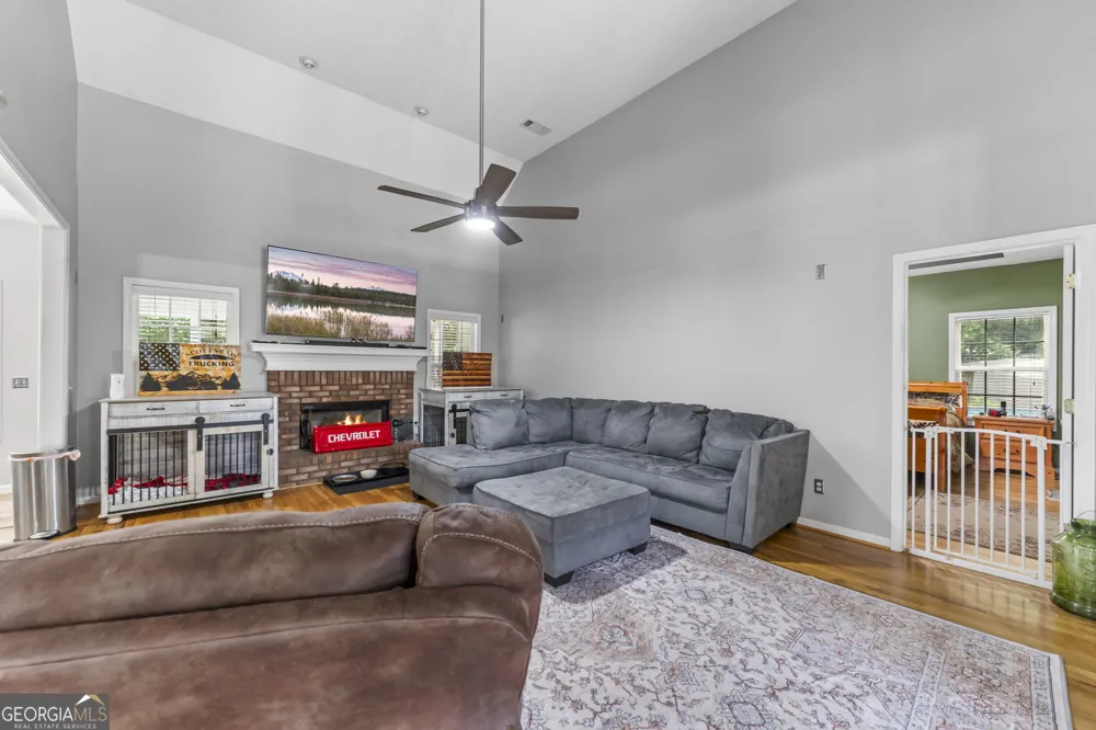 238 Apple Valley RD Commerce, GA 30529