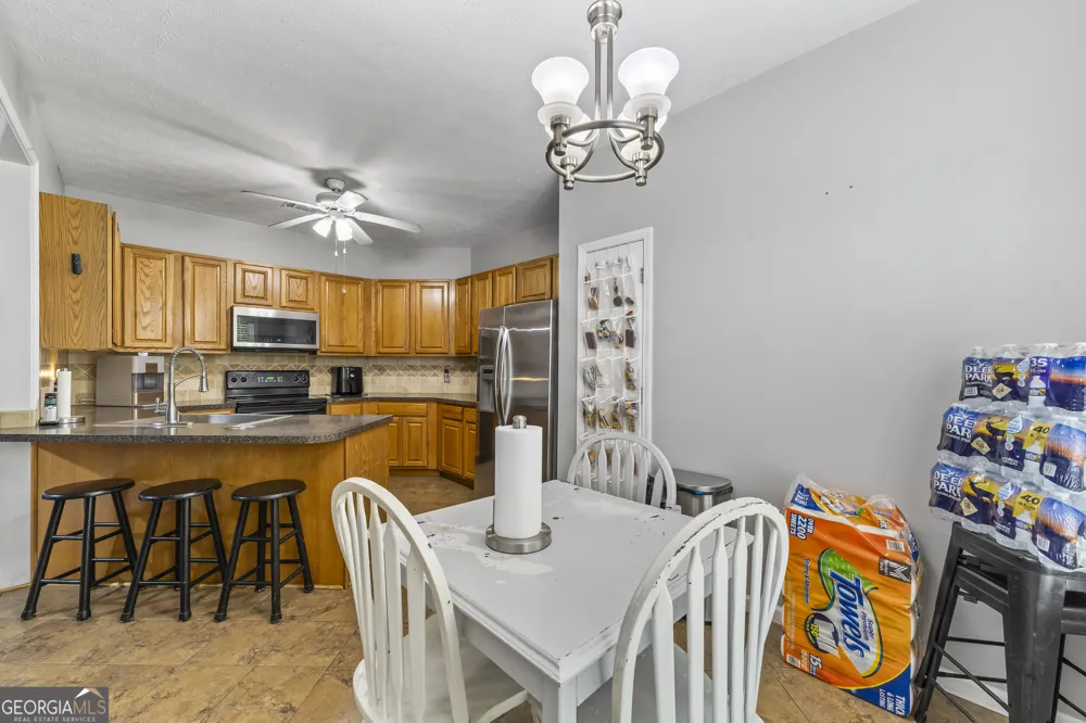 238 Apple Valley RD Commerce, GA 30529