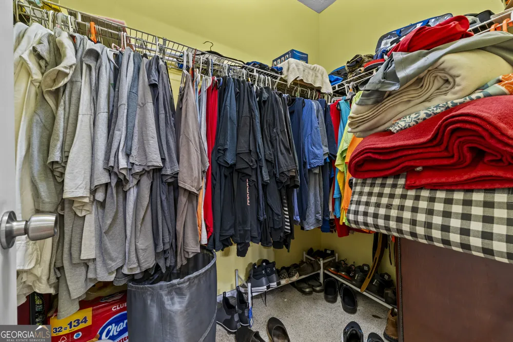 238 Apple Valley RD Commerce, GA 30529