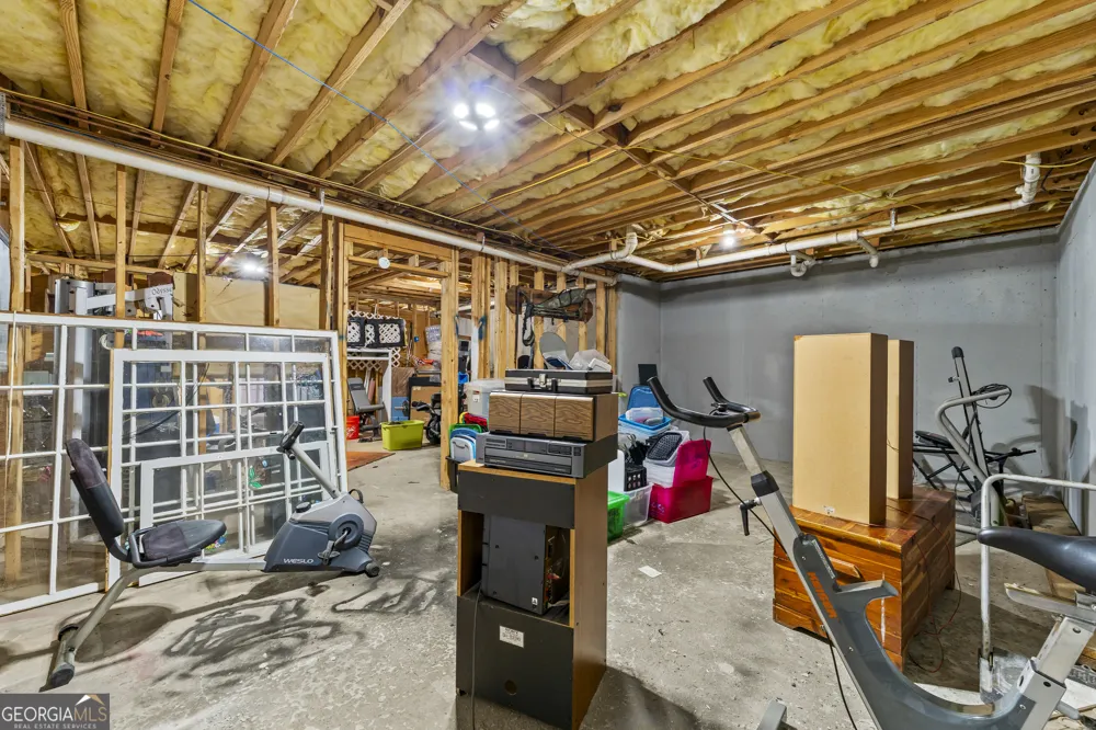 238 Apple Valley RD Commerce, GA 30529