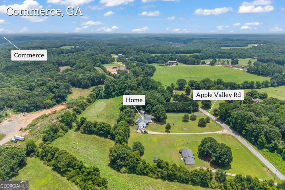 238 Apple Valley RD Commerce, GA 30529
