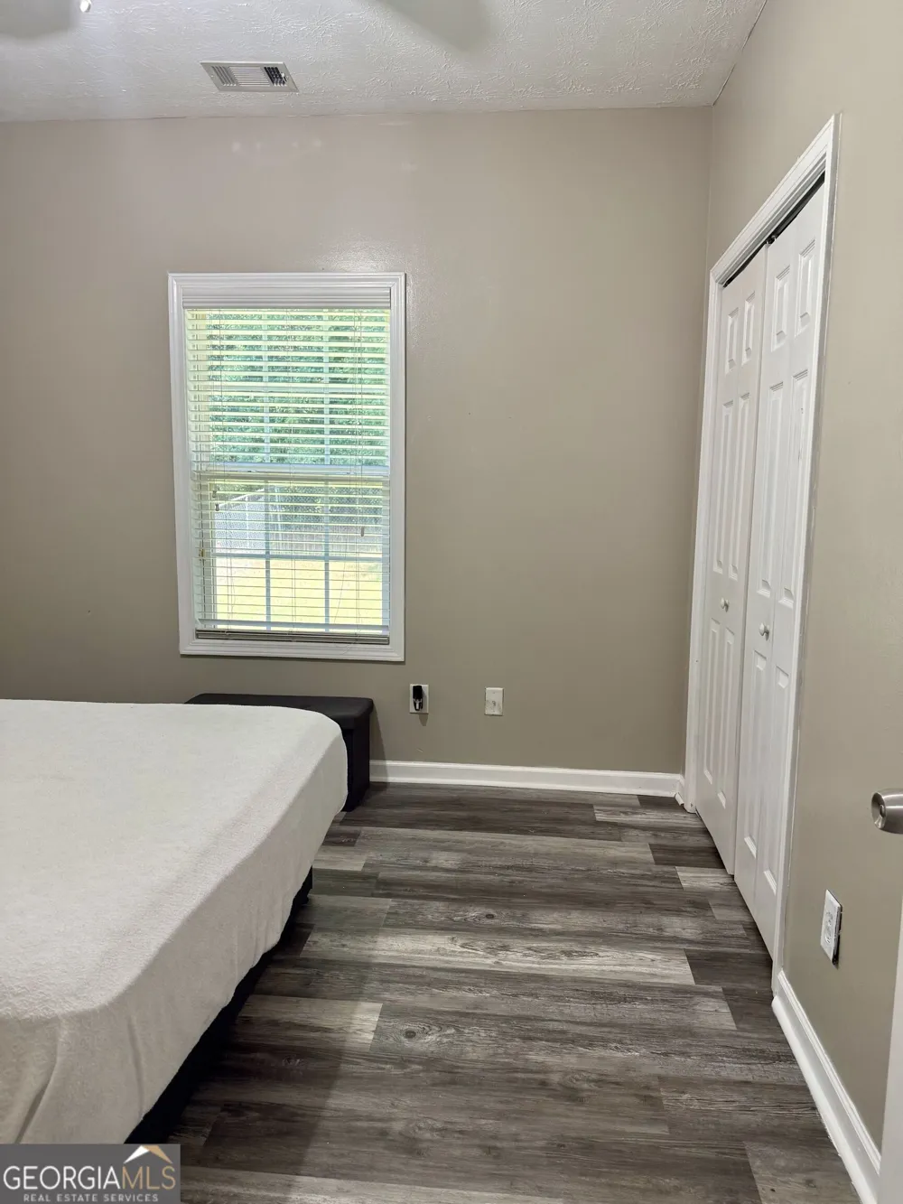 238 Apple Valley RD Commerce, GA 30529