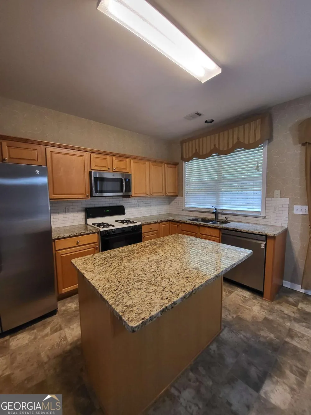 265 Friars Head DR Suwanee, GA 30024