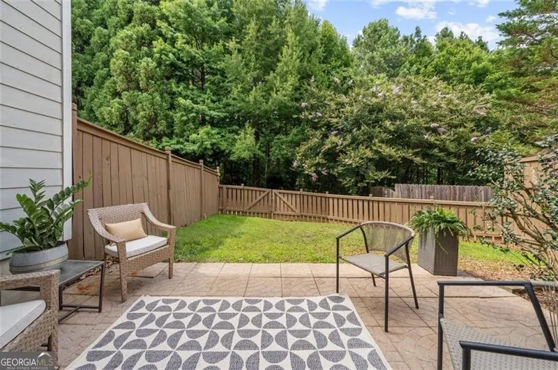 1462 Bellsmith DR Roswell, GA 30076