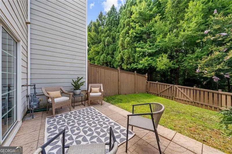 1462 Bellsmith DR Roswell, GA 30076