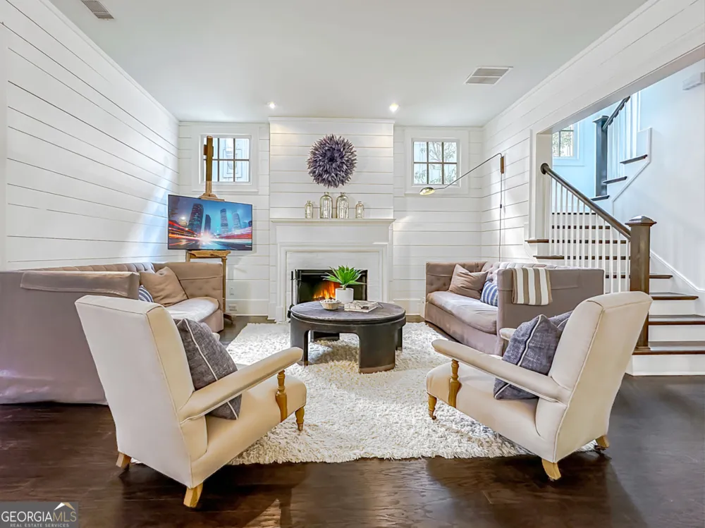 9139 Selborne LN Chattahoochee Hills, GA 30268