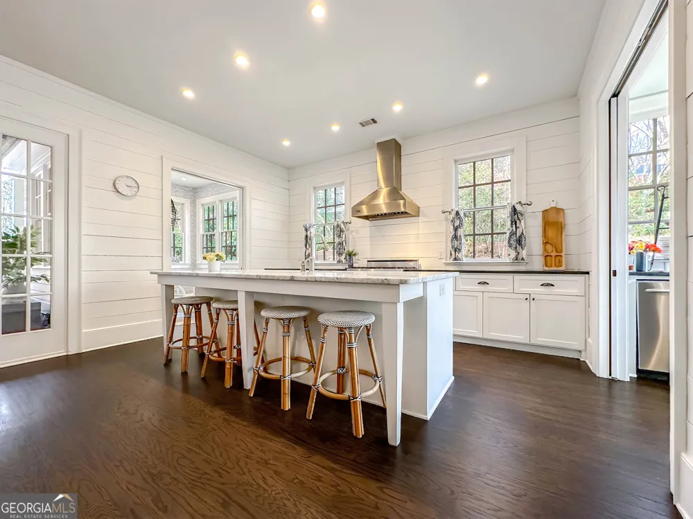 9139 Selborne LN Chattahoochee Hills, GA 30268