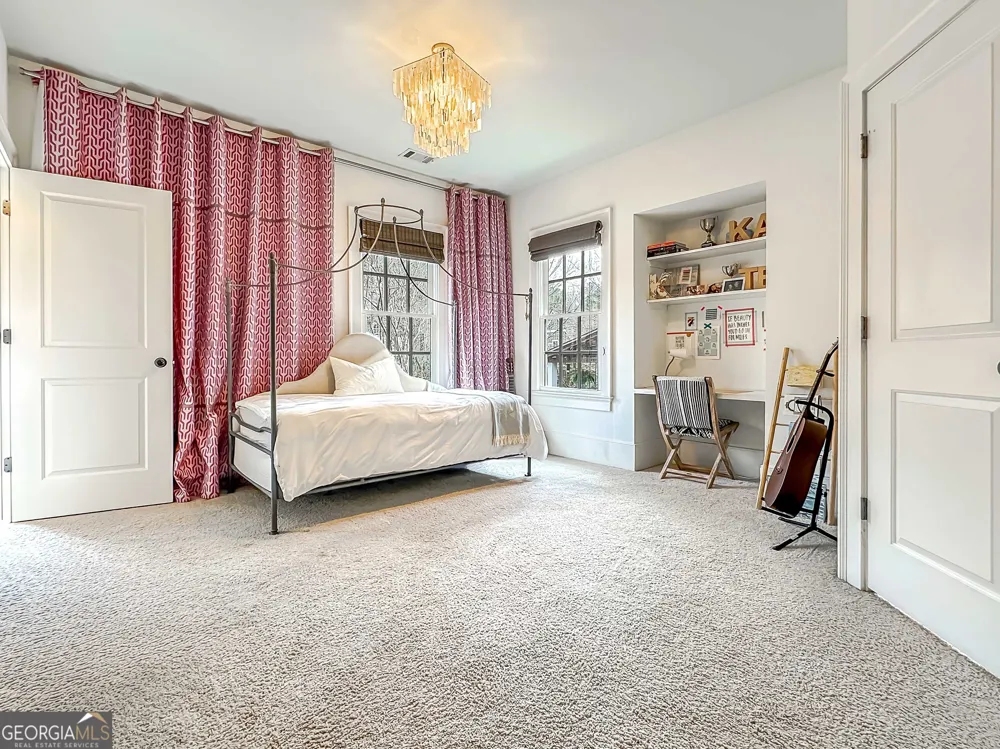 9139 Selborne LN Chattahoochee Hills, GA 30268