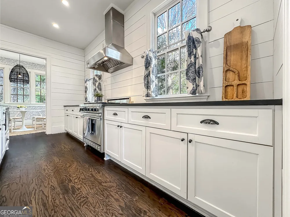 9139 Selborne LN Chattahoochee Hills, GA 30268