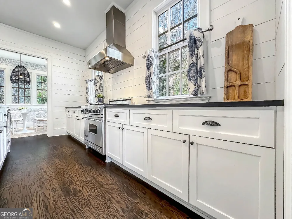 9139 Selborne LN Chattahoochee Hills, GA 30268