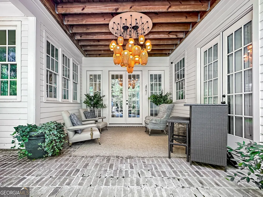 9139 Selborne LN Chattahoochee Hills, GA 30268