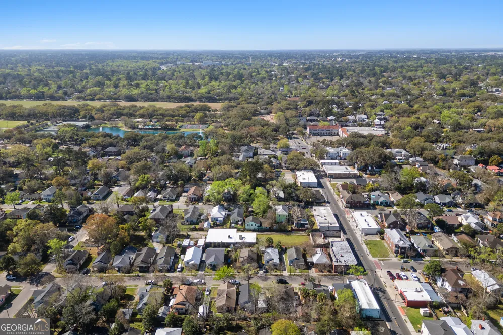 1116 E 40th ST Savannah, GA 31404