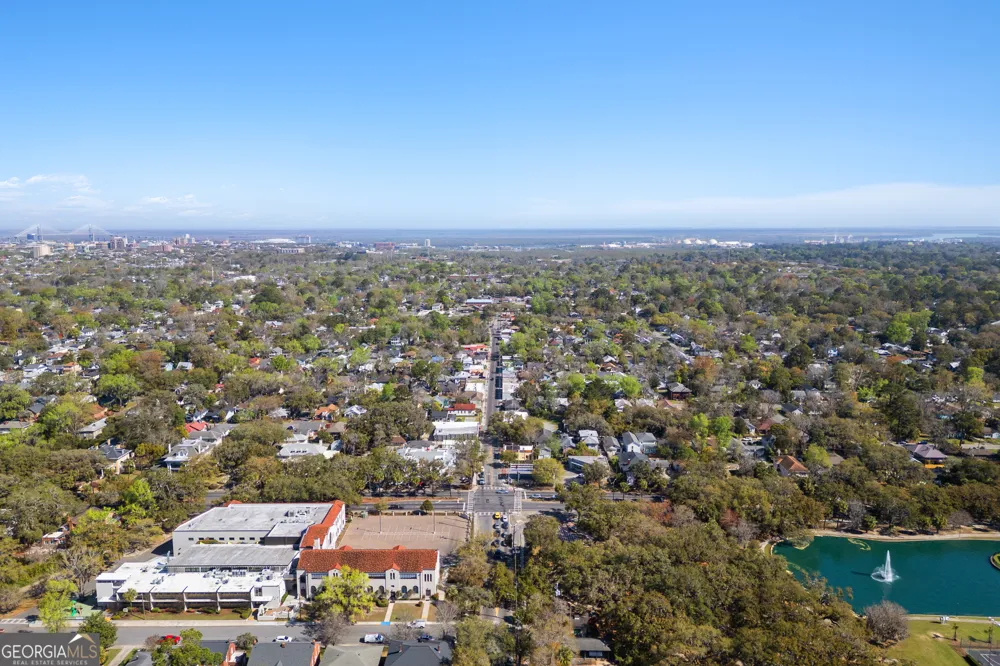 1116 E 40th ST Savannah, GA 31404