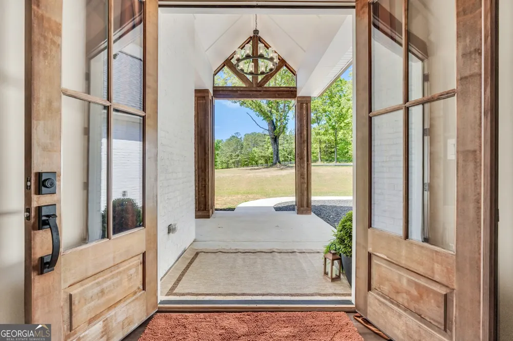 787 Silver Dollar RD Milner, GA 30257