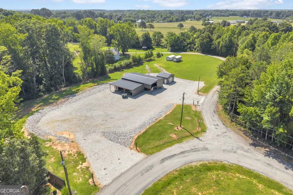15 Teasley CV Hartwell, GA 30643