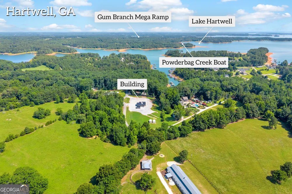 15 Teasley CV Hartwell, GA 30643