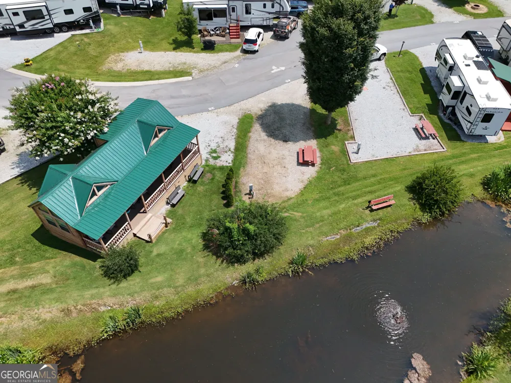 40 Newmar CT Dillard, GA 30537