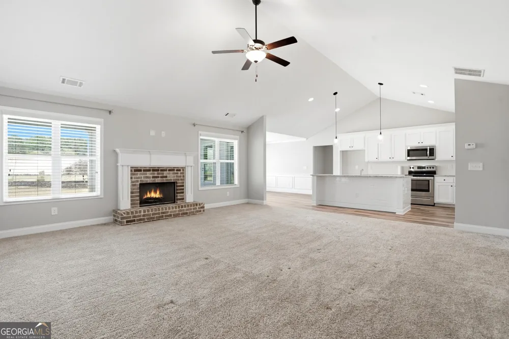649 Tanners Bridge RD Bethlehem, GA 30620