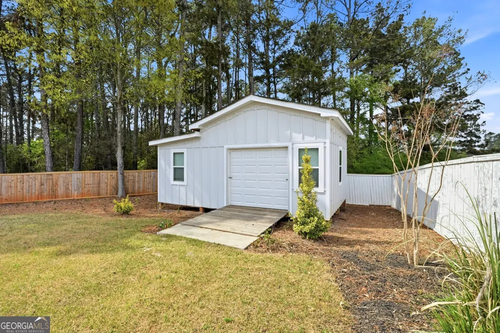 649 Tanners Bridge RD Bethlehem, GA 30620