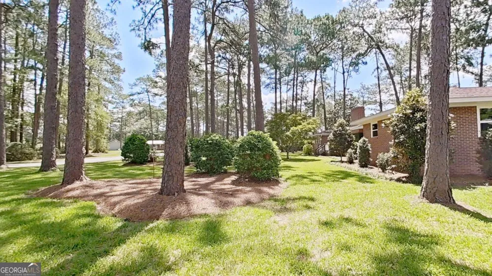 300 Betty ST Thomasville, GA 31792