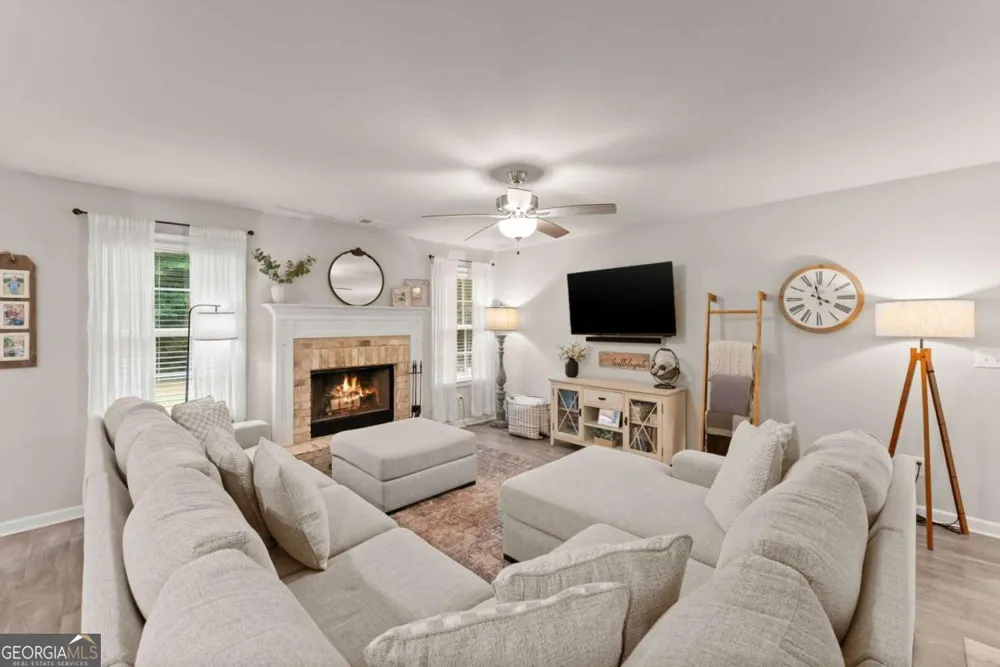 121 Mountain Creek DR Maysville, GA 30558