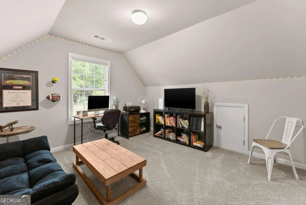121 Mountain Creek DR Maysville, GA 30558
