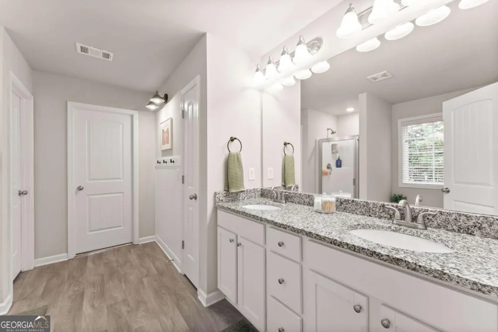 121 Mountain Creek DR Maysville, GA 30558