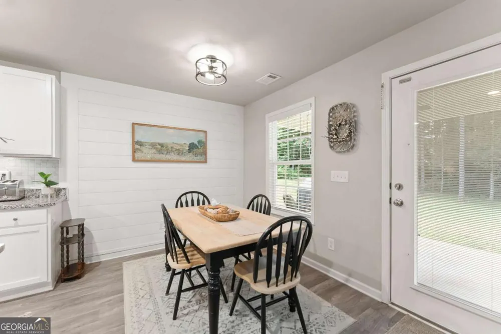 121 Mountain Creek DR Maysville, GA 30558