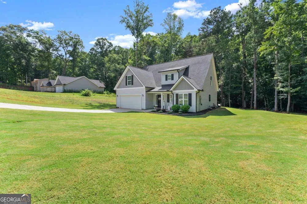 121 Mountain Creek DR Maysville, GA 30558